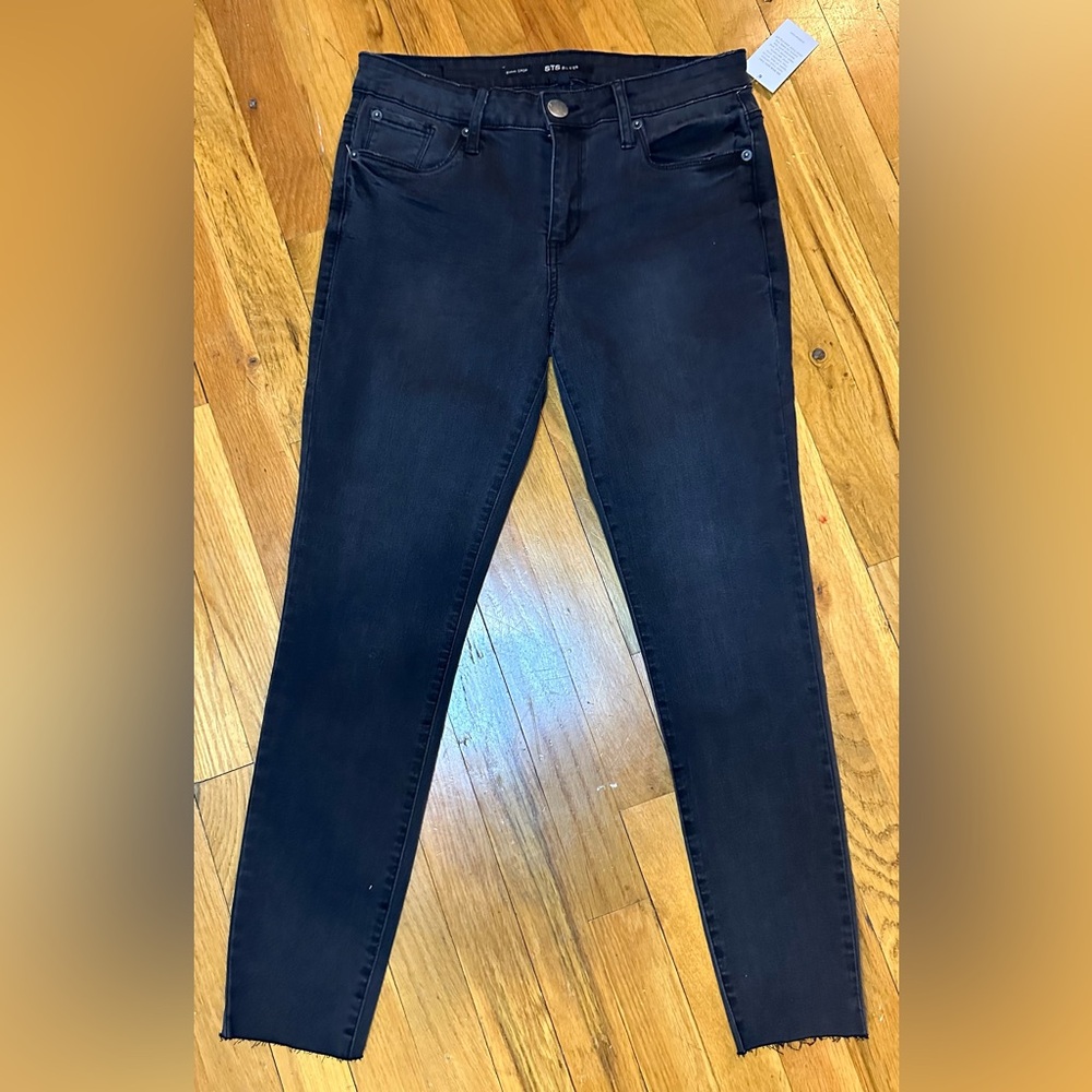 NWT STS Blue Womens Jeans Size 27 Emma Crop Denim Black Faded Mid Rise Inseam 26